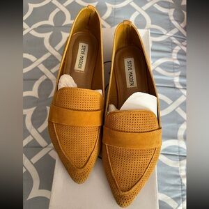 Steve Madden Women's Yellow Perforated Loafers